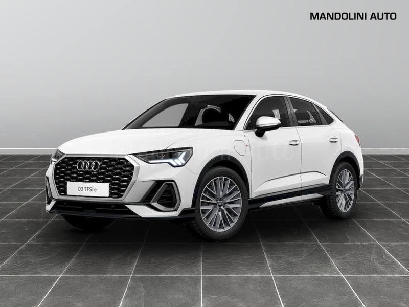 1 - Audi Q3 sportback 45 1.4 tfsi e s line edition s tronic