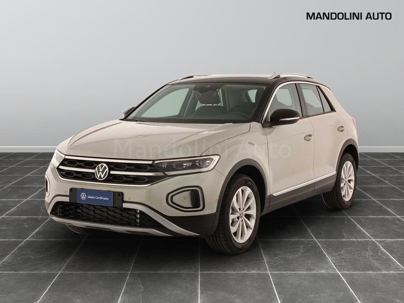 1 - Volkswagen T-Roc 1.5 tsi act style