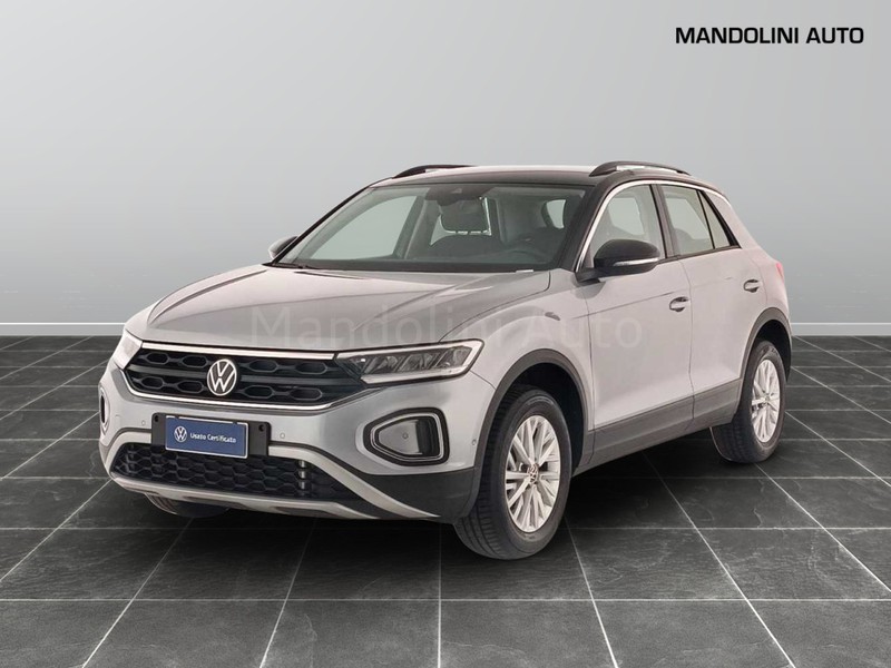 1 - Volkswagen T-Roc 1.5 tsi act life dsg