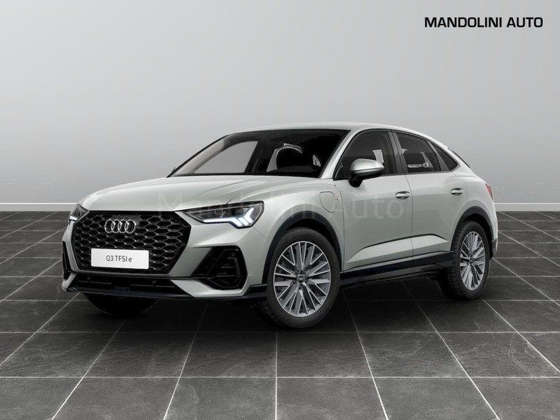 1 - Audi Q3 sportback 45 1.4 tfsi e s line edition s tronic