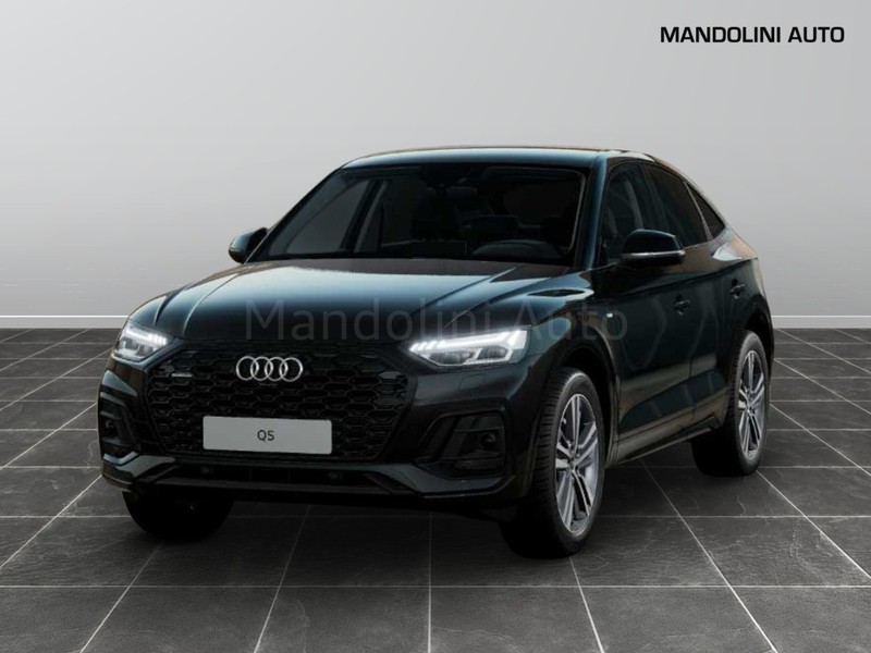 1 - Audi Q5 sportback 40 2.0 tdi mhev 12v s line quattro s tronic