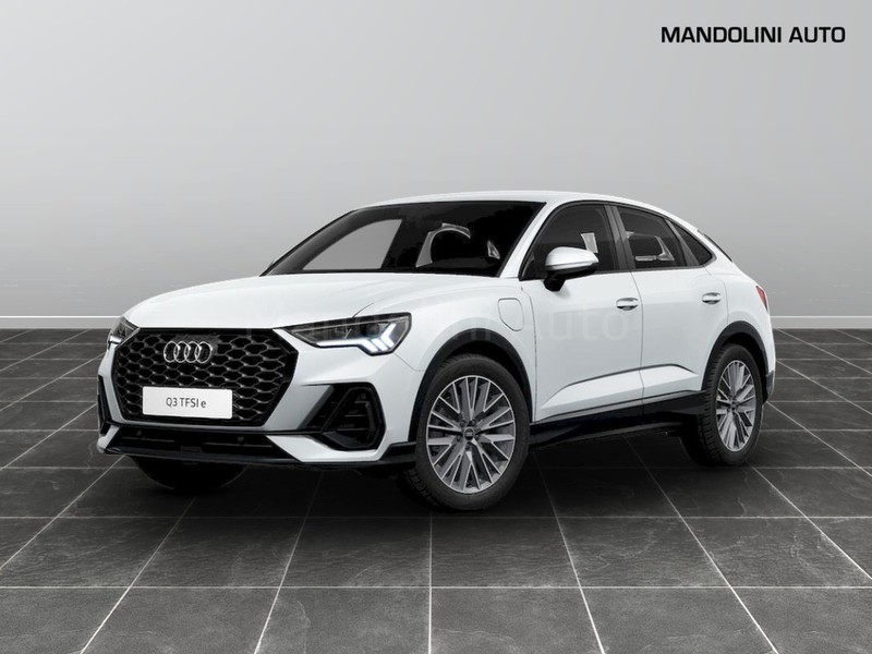 1 - Audi Q3 sportback 45 1.4 tfsi e business plus s tronic