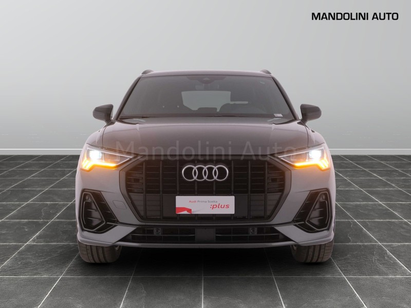 49 - Audi Q3 35 2.0 tdi s line edition s tronic