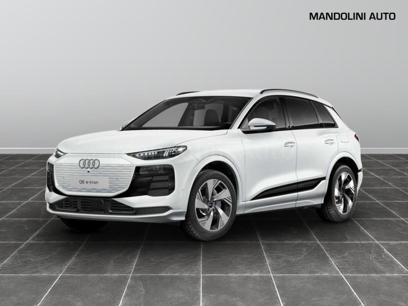 1 - Audi Q6 e-tron business advanced quattro