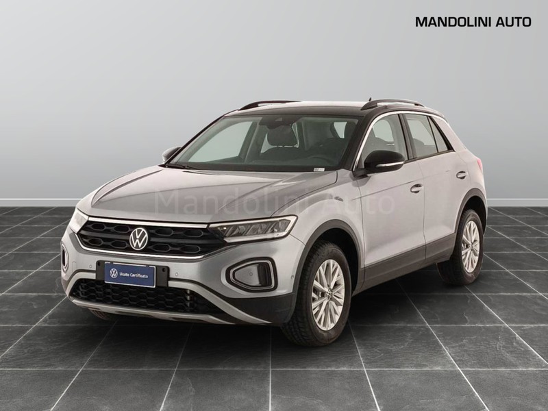 1 - Volkswagen T-Roc 1.5 tsi act life dsg