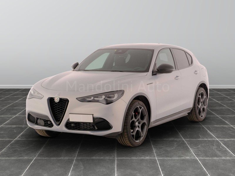 1 - Alfa Romeo Stelvio 2.2 turbo 210cv competizione q4 at8