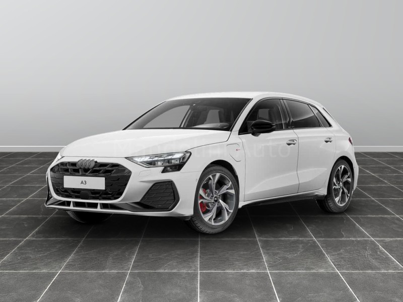 1 - Audi A3 sportback 45 1.5 tfsi e s line edition s tronic