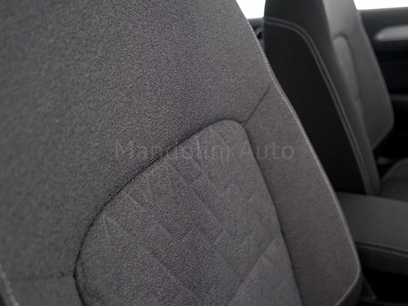 31 - Volkswagen Passat variant 2.0 tdi scr evo 150cv business dsg