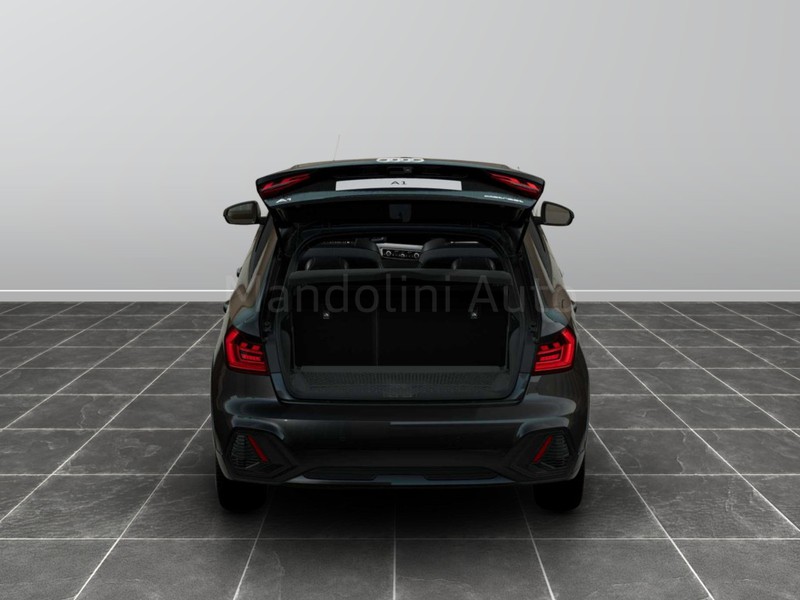 7 - Audi A1 allstreet 30 1.0 tfsi 116cv identity contrast s tronic