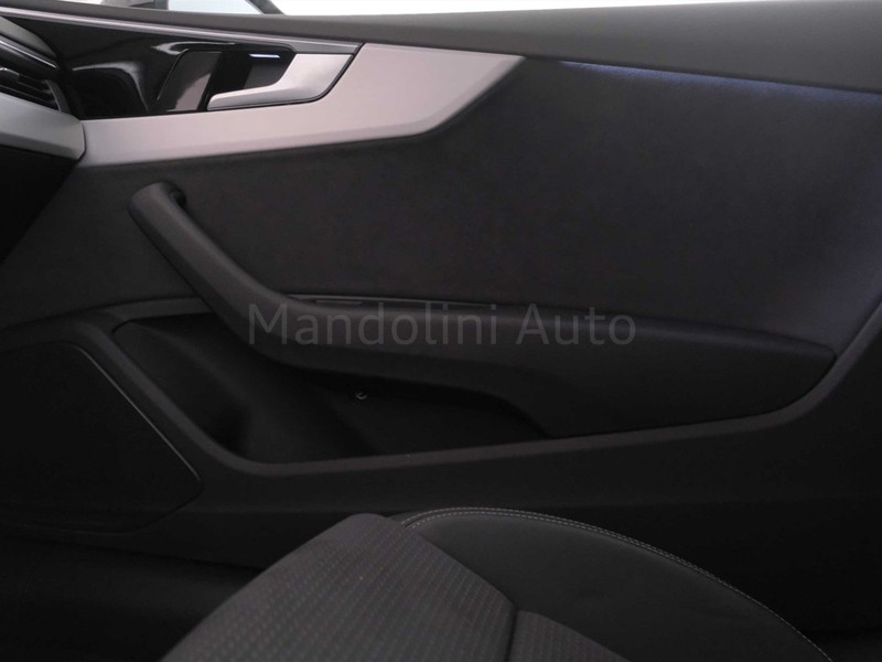 13 - Audi A5 cabrio 40 2.0 tdi mhev 204cv s line edition quattro s tronic