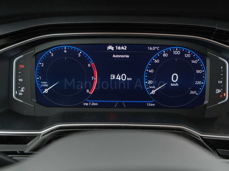 19 - Volkswagen Polo 1.0 tsi 95cv style
