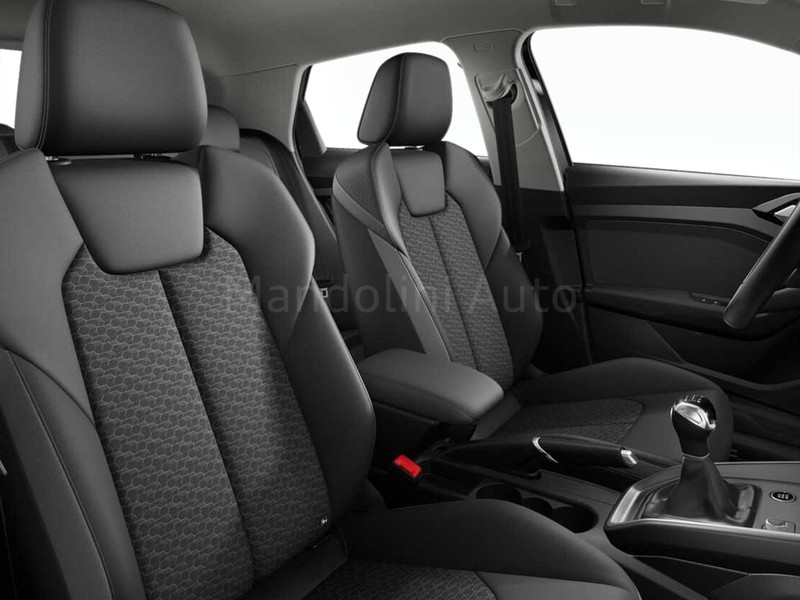 7 - Audi A1 sportback 30 1.0 tfsi 116cv s line edition