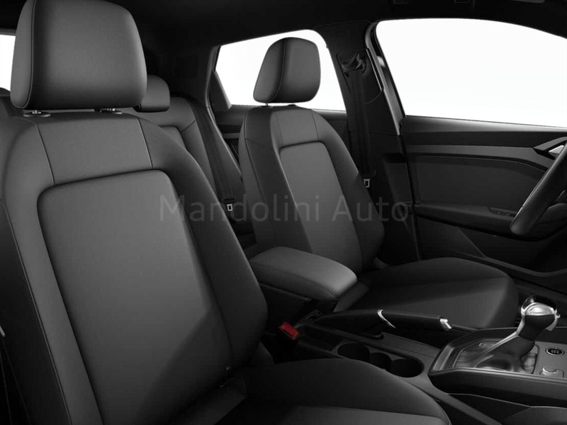 7 - Audi A1 allstreet 30 1.0 tfsi 116cv business s tronic