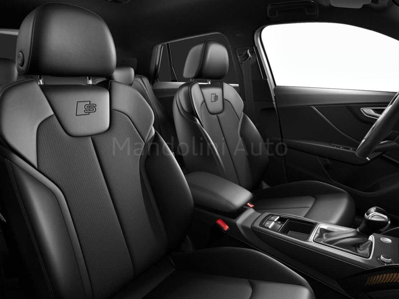 7 - Audi Q2 35 2.0 tdi identity black s tronic