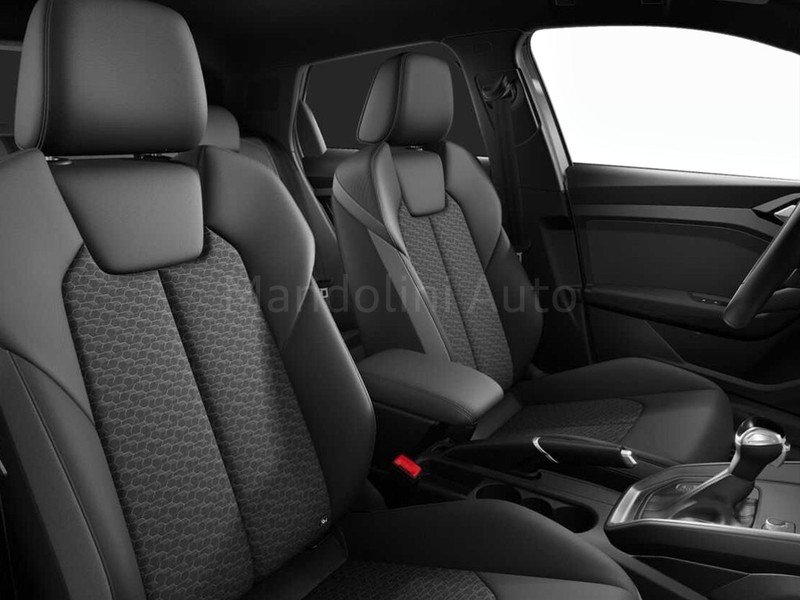 7 - Audi A1 sportback 30 1.0 tfsi 116cv identity black s tronic