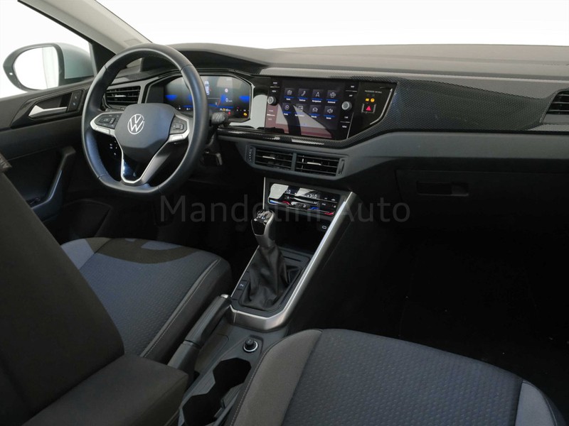 7 - Volkswagen Taigo 1.0 tsi 110cv life