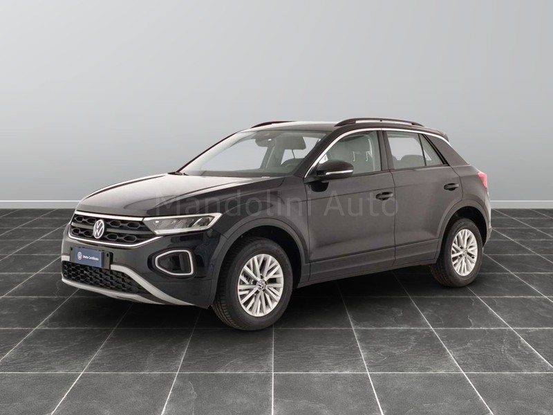 1 - Volkswagen T-Roc 1.5 tsi act life dsg