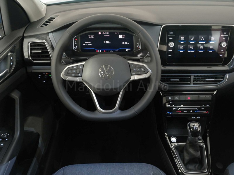 7 - Volkswagen T-Cross 1.0 tsi 115cv style