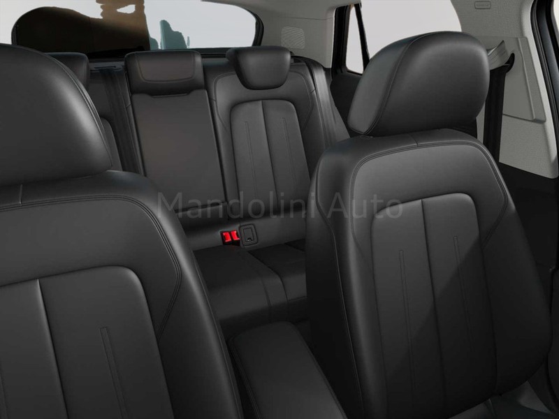 7 - Audi Q2 35 1.5 tfsi admired advanced