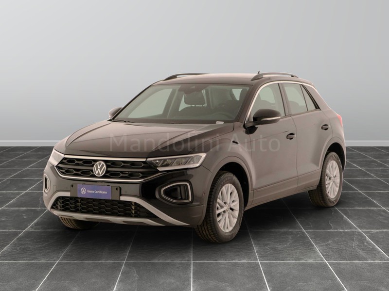1 - Volkswagen T-Roc 1.5 tsi act life dsg
