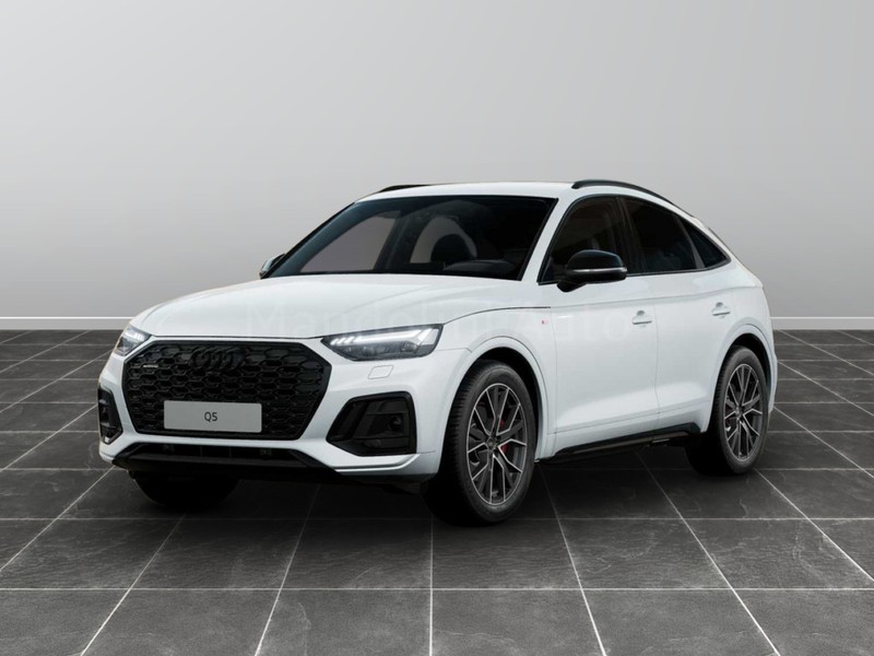 1 - Audi Q5 sportback 40 2.0 tfsi mhev 12v s line quattro s tronic