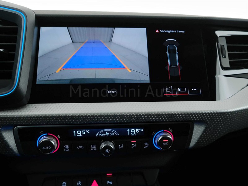 19 - Audi A1 sportback 35 1.5 tfsi identity black s tronic