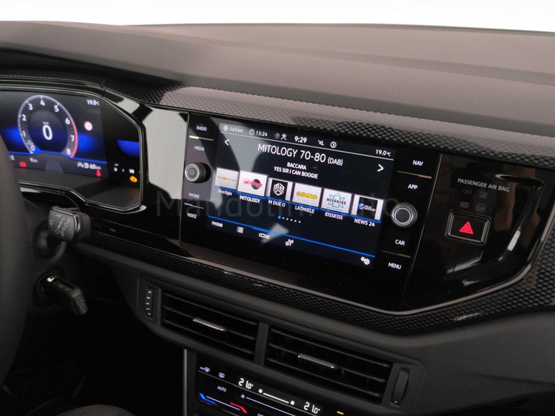 19 - Volkswagen Taigo 1.0 tsi 110cv life