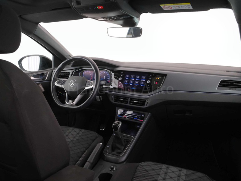 7 - Volkswagen Taigo 1.0 tsi 110cv r-line