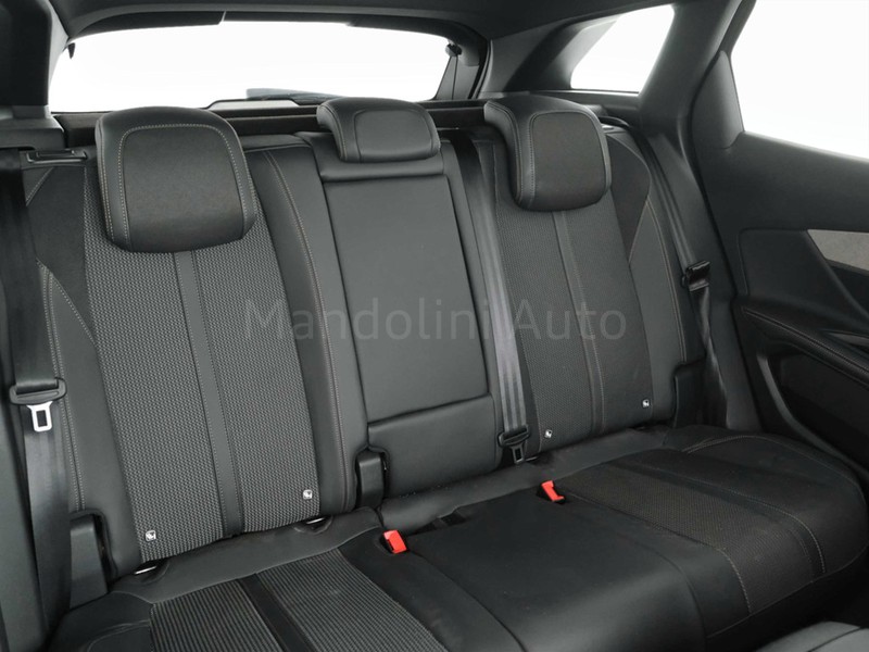 31 - Peugeot 3008 1.2 puretech turbo gt eat8 s&s