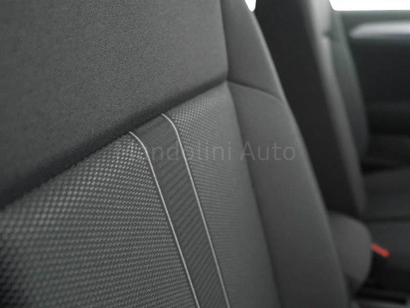 31 - Volkswagen T-Roc 1.5 tsi act sport