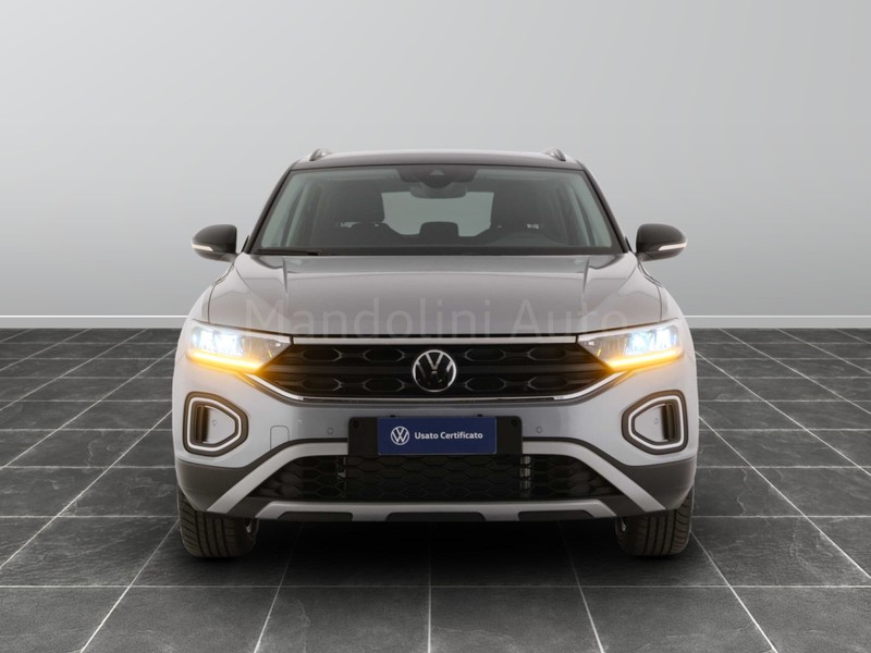 43 - Volkswagen T-Roc 1.0 tsi 115cv sport