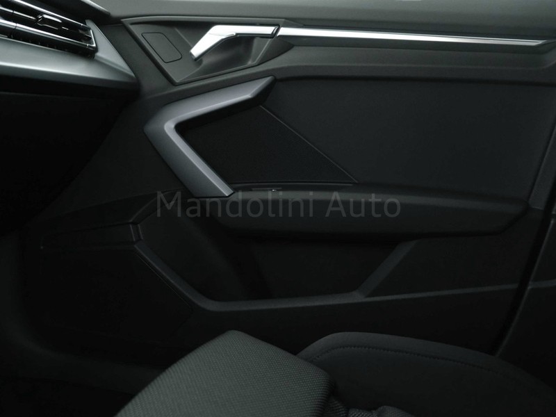 13 - Audi A3 allstreet 1.5 tfsi mhev 48v 150cv business