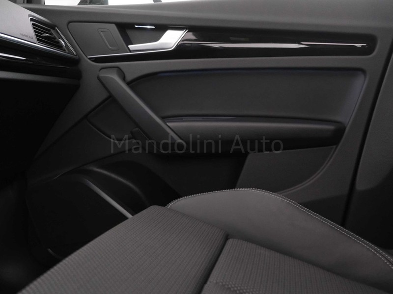 13 - Audi Q5 sportback 55 2.0 tfsi e identity black quattro s tronic