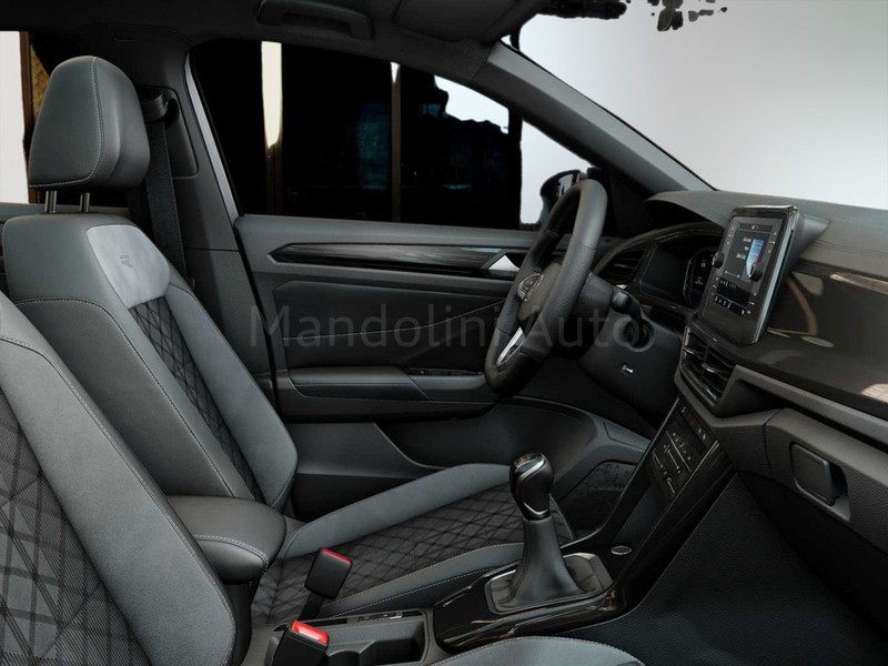 7 - Volkswagen T-Roc 2.0 tdi scr 115cv r-line plus