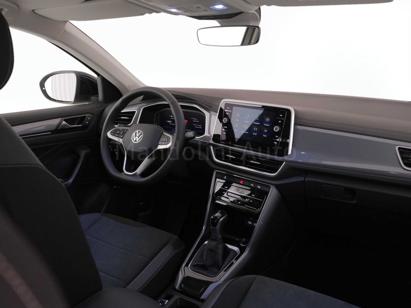 7 - Volkswagen T-Roc 1.5 tsi act style dsg