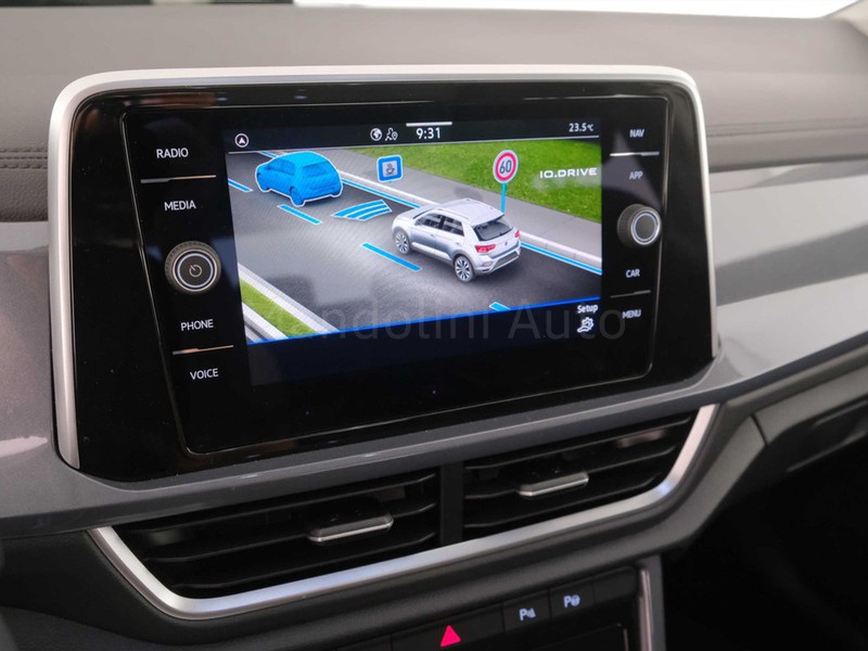 19 - Volkswagen T-Roc 1.5 tsi act style dsg