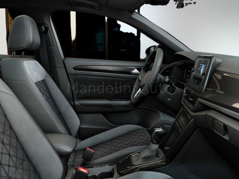 7 - Volkswagen T-Roc 2.0 tdi scr 150cv r-line plus dsg