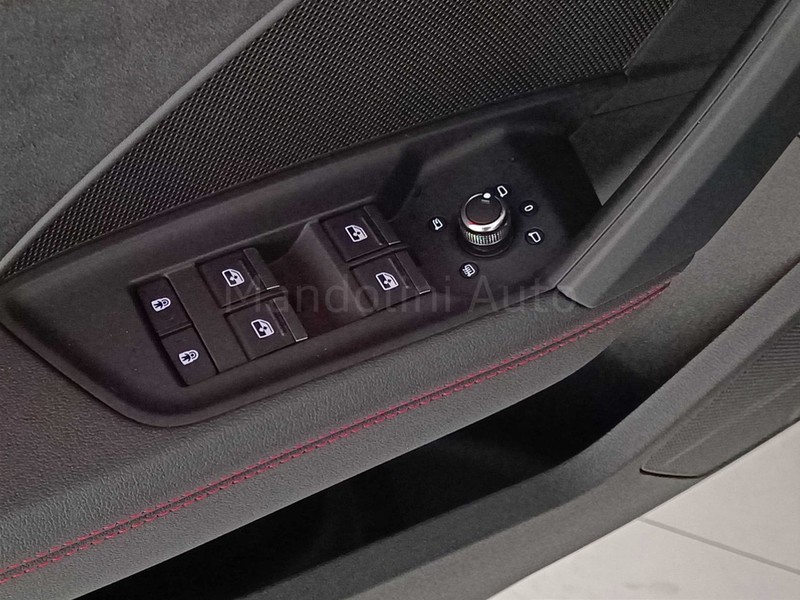 31 - Audi RS3 sportback 2.5 tfsi quattro s tronic