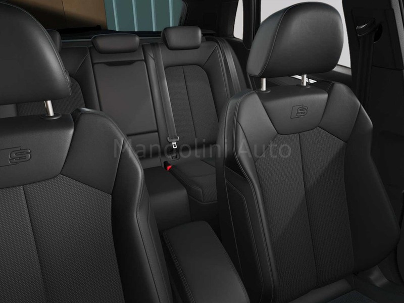 7 - Audi Q3 35 2.0 tdi s line edition s tronic