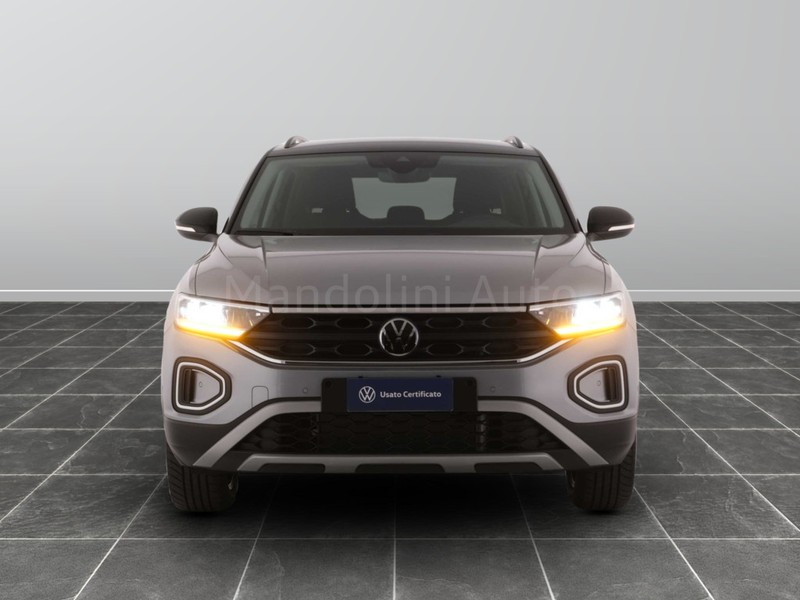 43 - Volkswagen T-Roc 1.0 tsi 115cv sport