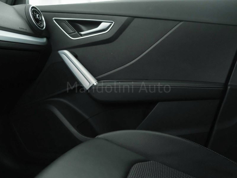 13 - Audi SQ2 s2.0 tfsi quattro s tronic