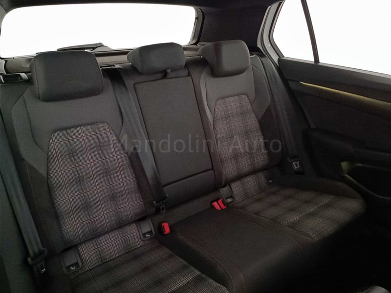 37 - Volkswagen Golf 2.0 tsi 245cv gti dsg