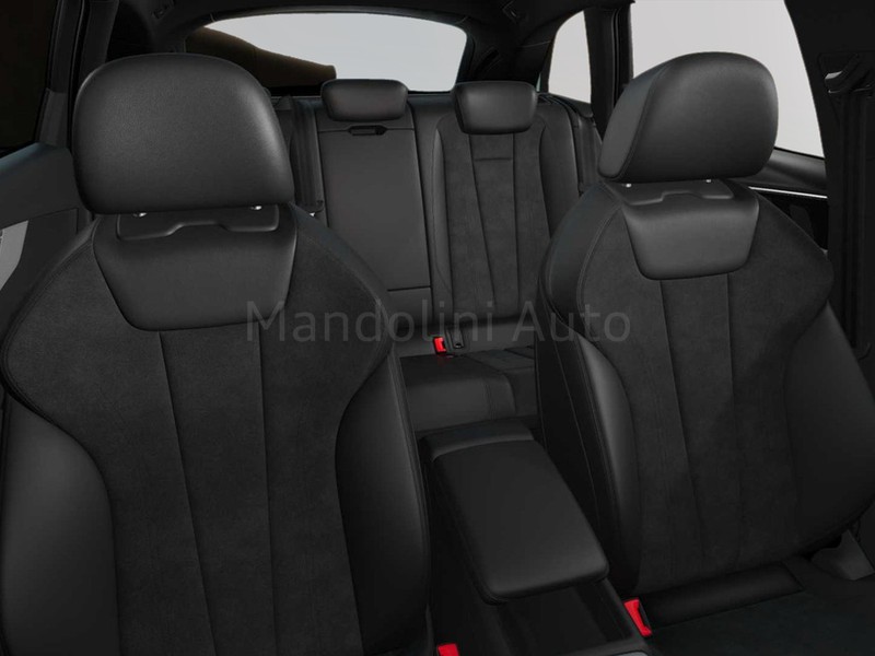 7 - Audi A4 allroad allroad 40 2.0 tdi mhev 204cv identity contrast quattro s tronic