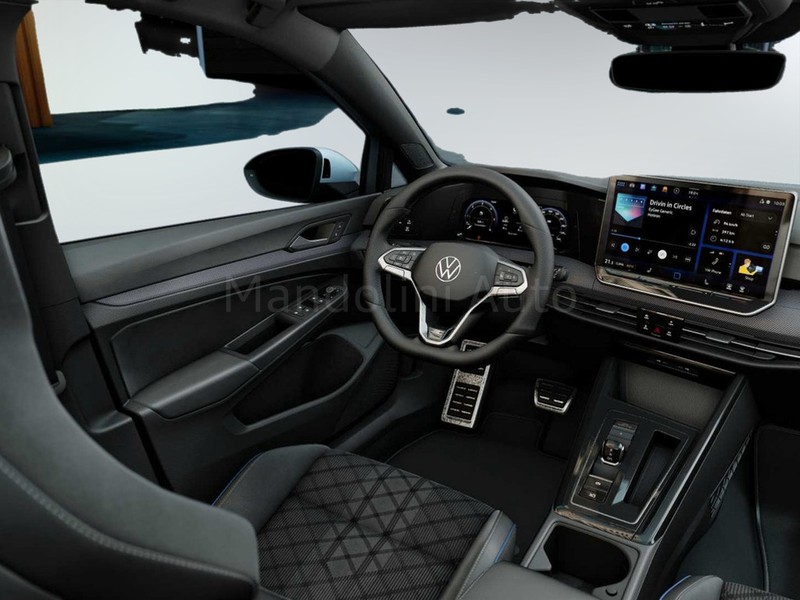 7 - Volkswagen Golf 2.0 tdi scr 150cv r-line plus dsg