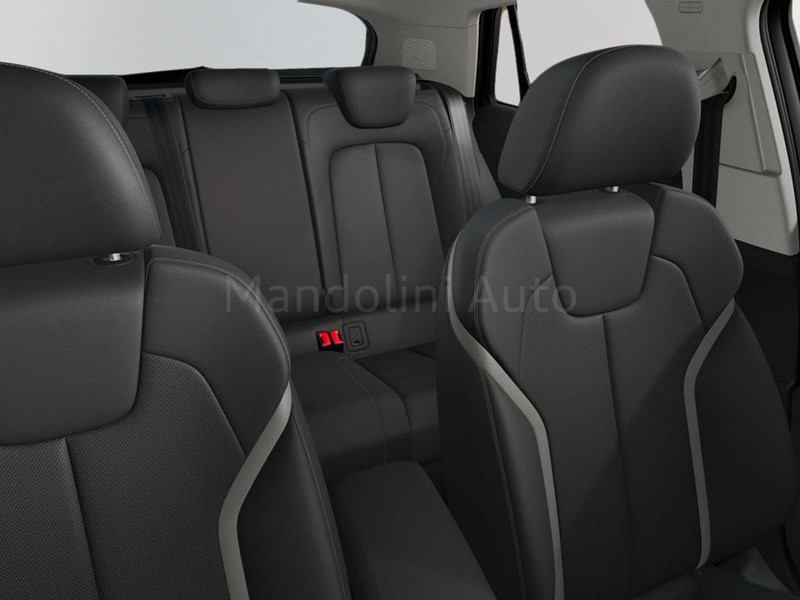 7 - Audi Q2 35 1.5 tfsi s line edition s tronic