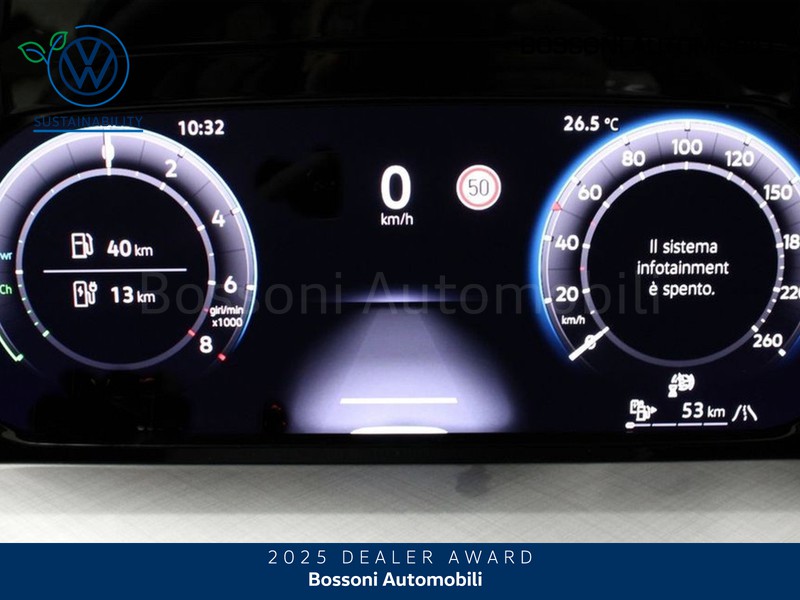 25 - Volkswagen Golf 1.5 tsi ehybrid 204cv edition plus dsg