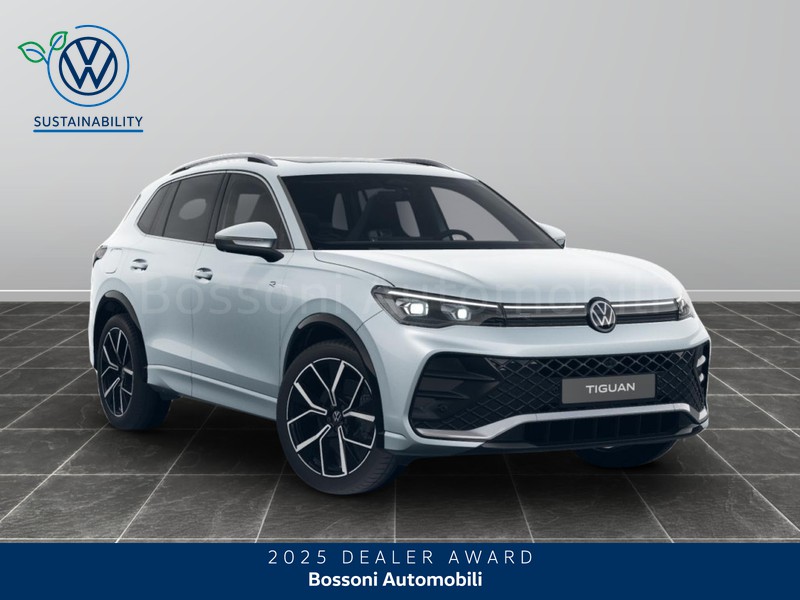 7 - Volkswagen Tiguan 1.5 tsi ehybrid 204cv r-line plus dsg