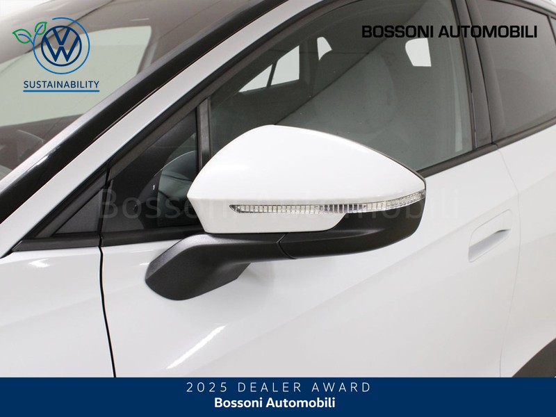 31 - Volkswagen ID.4 52kwh  pure performance