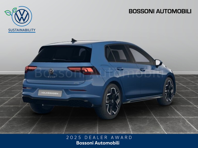 7 - Volkswagen Golf 1.5 etsi act 150cv r-line plus