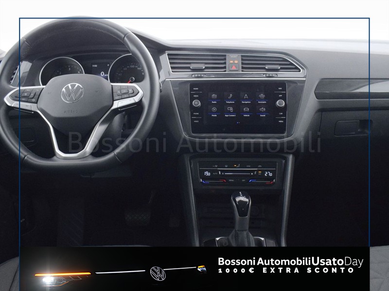 7 - Volkswagen Tiguan 2.0 tdi scr 150cv life dsg